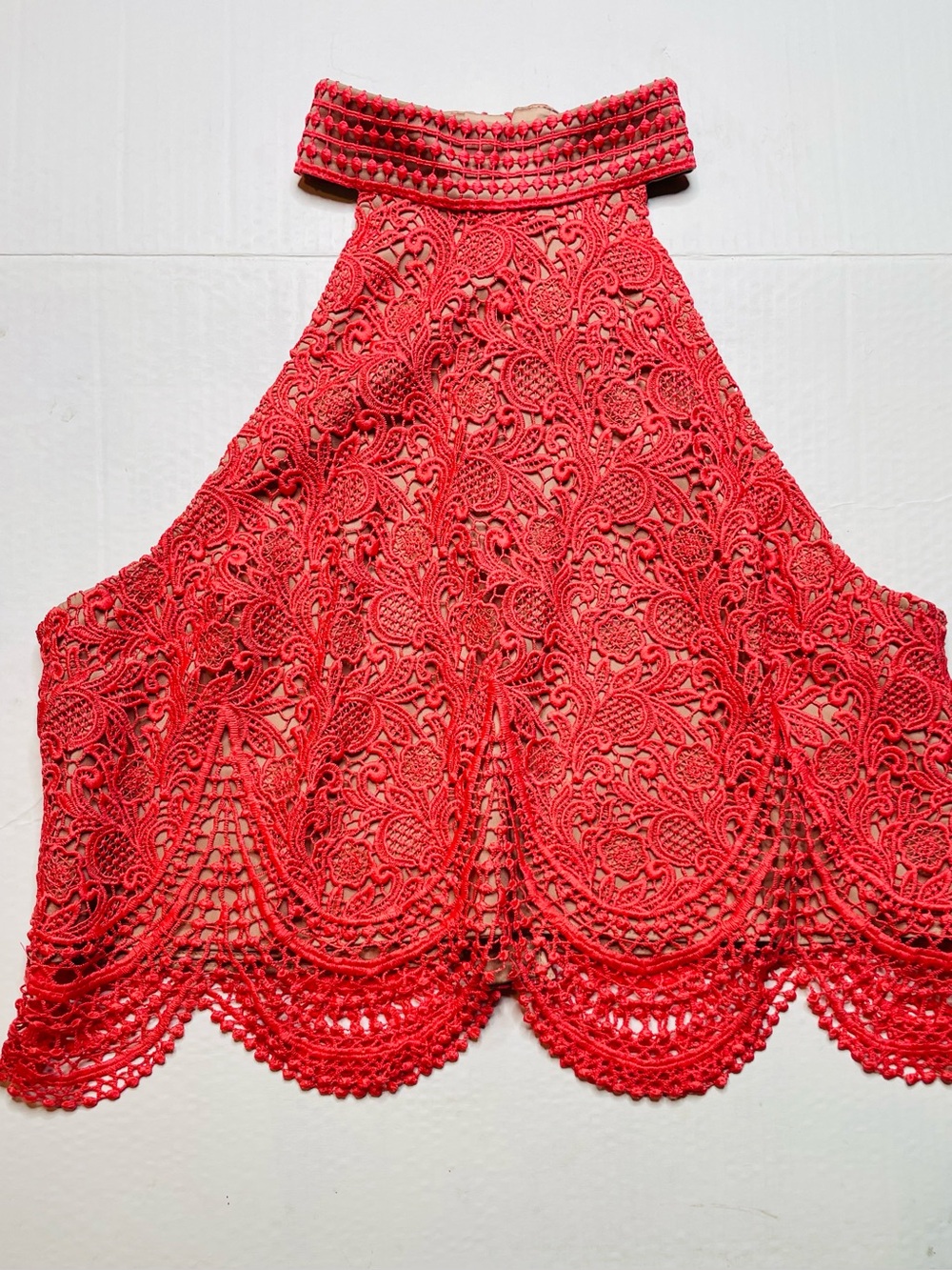 Stylestalker Lace Overlay Tank - Picture 7 of 10